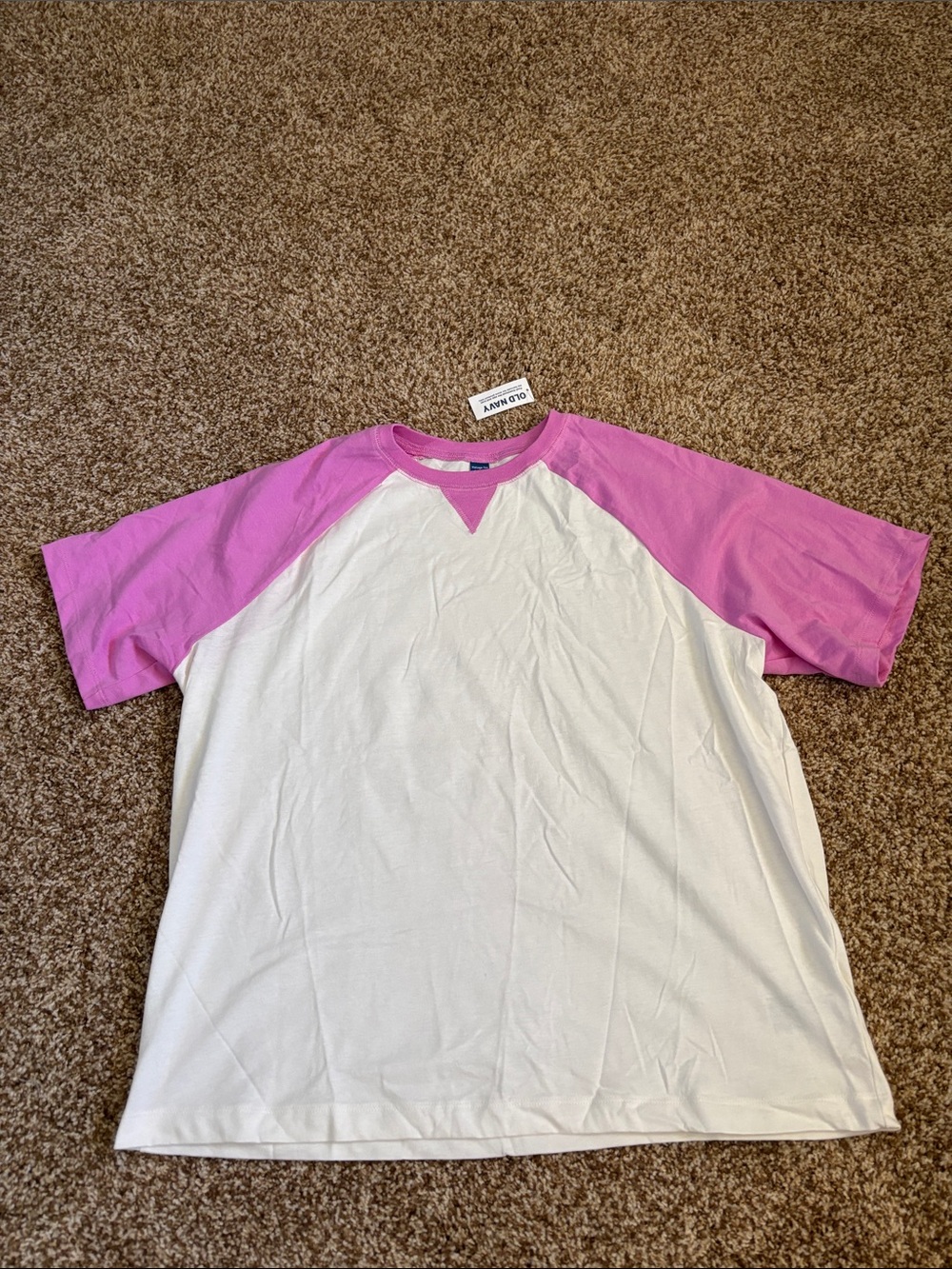 NWT || Old Navy || Vintage Tee with Pink Raglan Sleeves Size L Tall